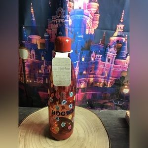 Harry Potter Primark Hogwarts water bottle 34oz-new
